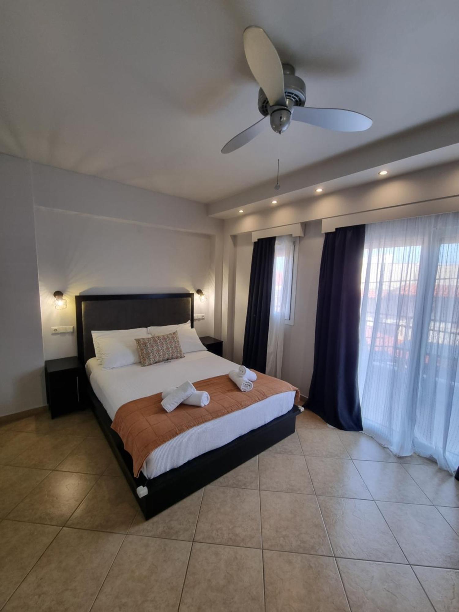 Greenhill Holiday Suites Sarti Ngoại thất bức ảnh